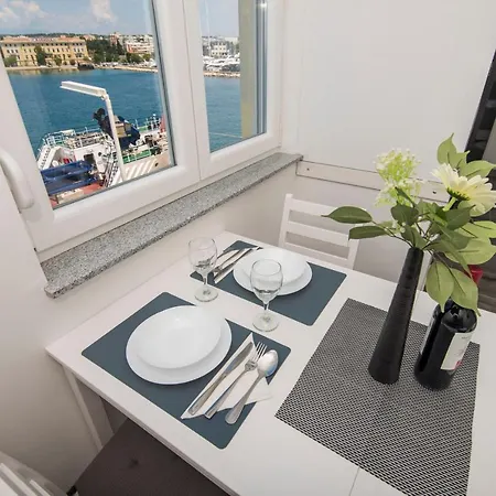Pleasure Sea View Zara